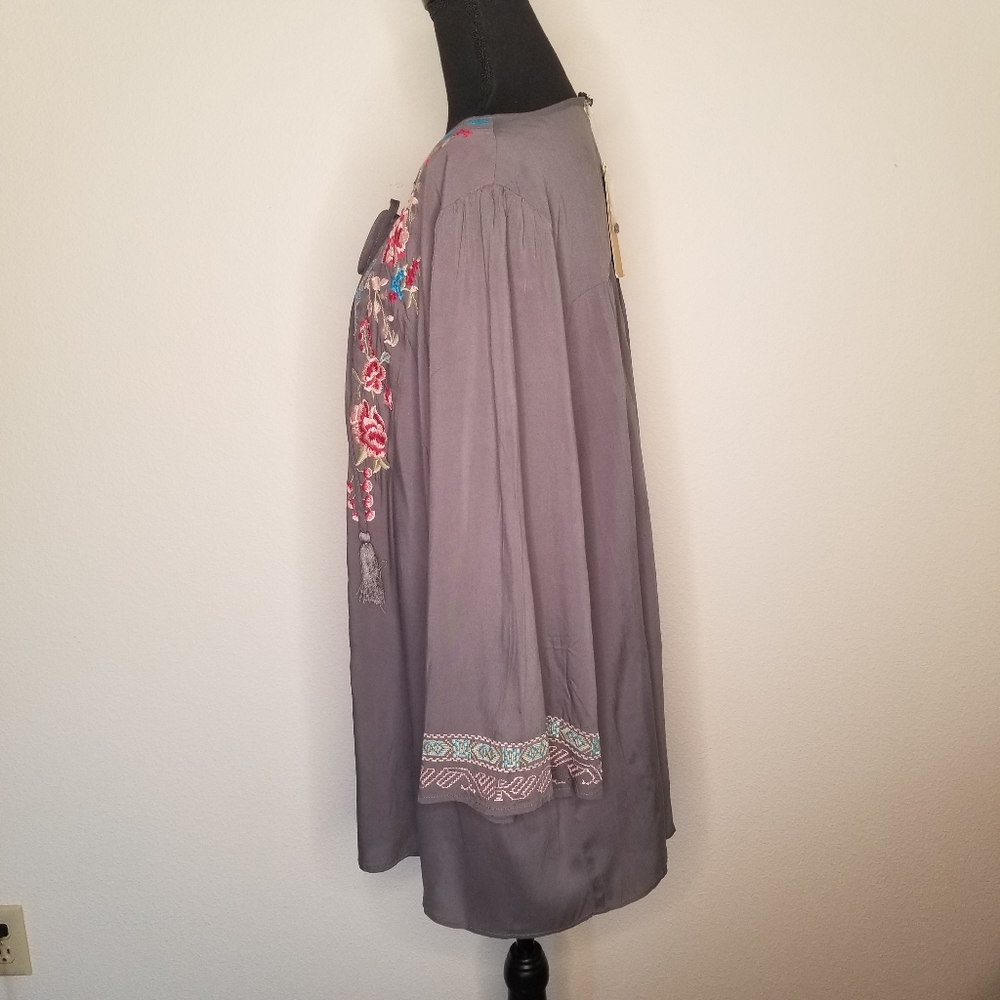 Andrée By Unit Embroidered Rayon Tunic Gray 2X Boho - Picture 3 of 9